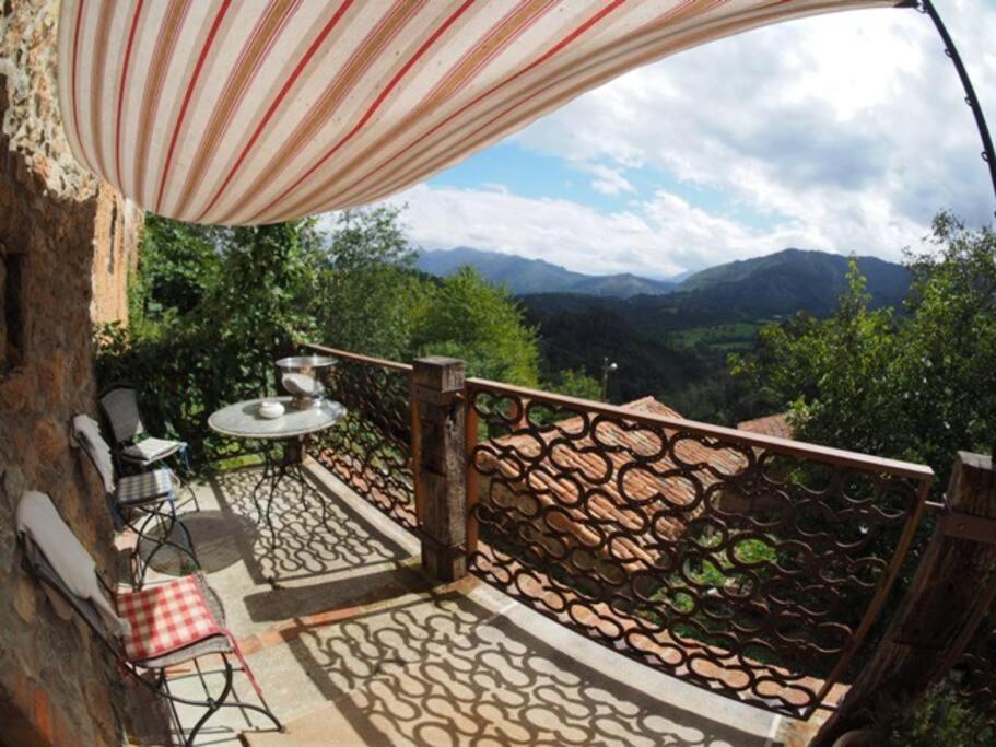 Villa El Nido De La Golondrina Llanes Exterior foto